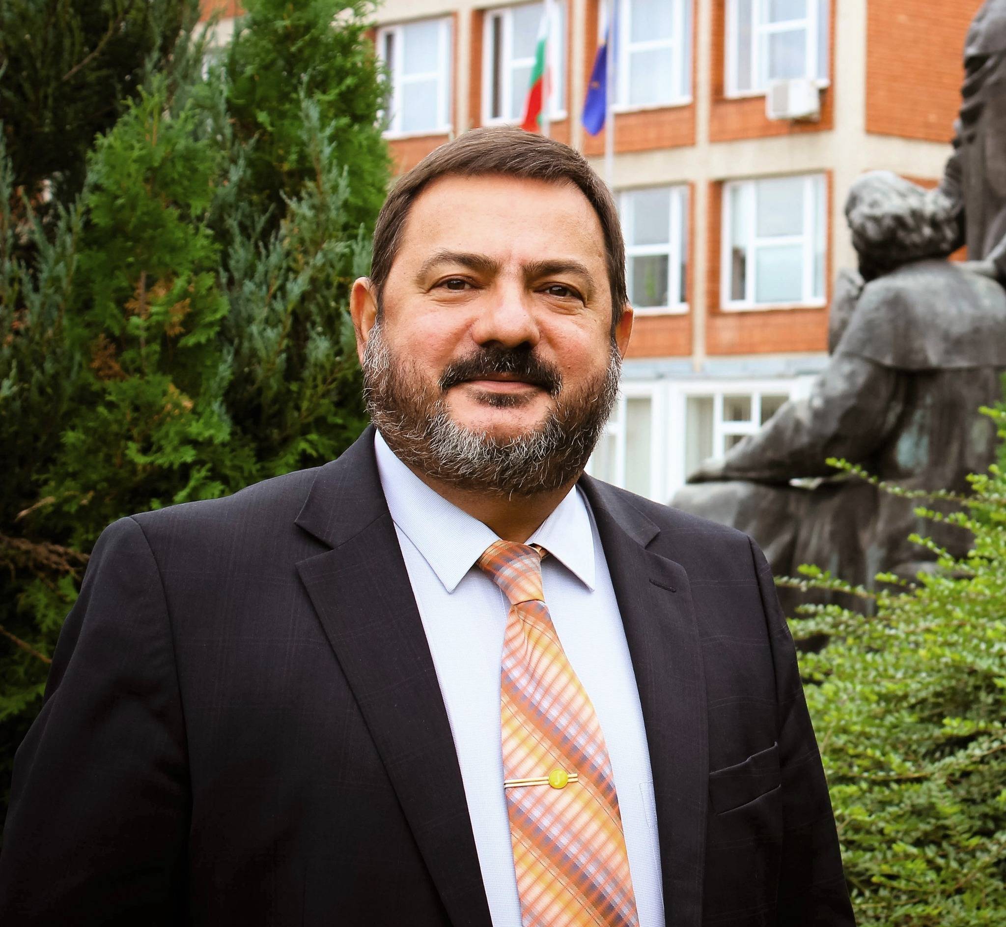  Проф. Петко Ст. Петков 